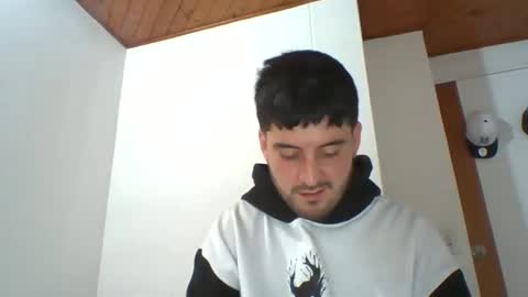 juanri460749 online show from March 21, 1:48 pm