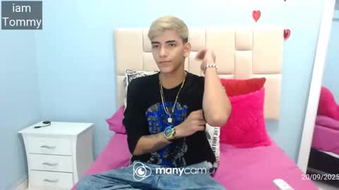 Snapshot of juanse18hot chatting on November 6, 5:41 am juanse18hot online show from November 6, 5:41 am