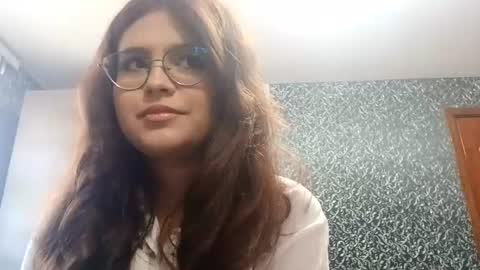Snapshot of judegleim chatting on July 31, 11:09 am Amber online show from July 31, 11:09 am