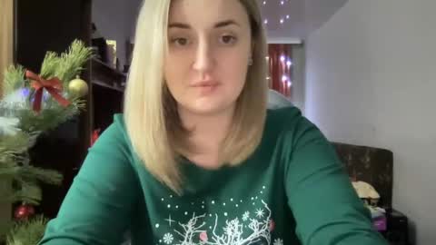 Snapshot of judevalenti chatting on January 3, 8:32 pm JudeValenti online show from January 3, 8:32 pm