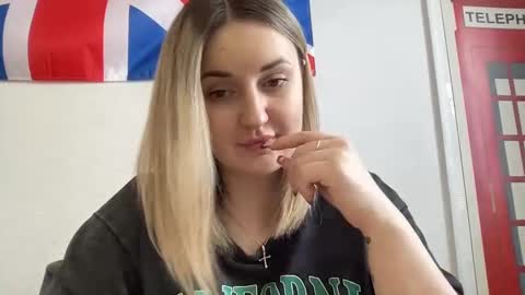 Snapshot of judevalenti chatting on January 20, 7:47 am JudeValenti online show from January 20, 7:47 am