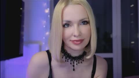 Snapshot of jugoddess chatting on March 6, 8:27 pm Goddess Julia online show from March 6, 8:27 pm