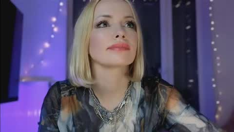 Snapshot of jugoddess chatting on May 14, 7:53 pm Goddess Julia online show from May 14, 7:53 pm