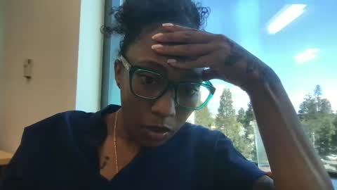 Snapshot of juicijazzi chatting on September 8, 6:18 pm juicijazzi online show from September 8, 6:18 pm