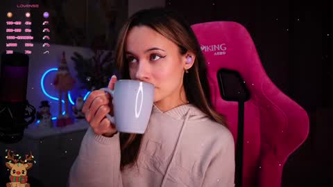 Angelina online show from December 16, 6:49 pm