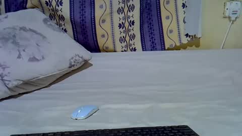 Snapshot of juicy_ass10 chatting on July 17, 7:37 am juicy_ass10 online show from July 17, 7:37 am