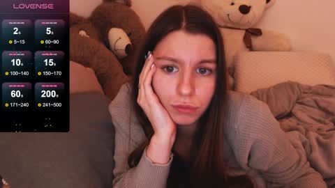 Snapshot of juicy_mystery chatting on December 20, 8:34 pm laura online show from December 20, 8:34 pm