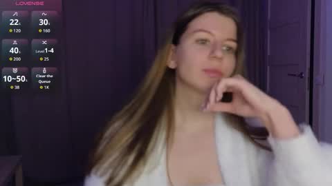 laura online show from February 13, 6:59 pm