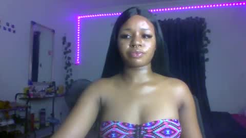 Emily online show from October 23, 6:28 pm