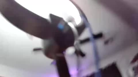 Snapshot of juicybootyqt chatting on November 21, 9:52 am juicybootyqt online show from November 21, 9:52 am