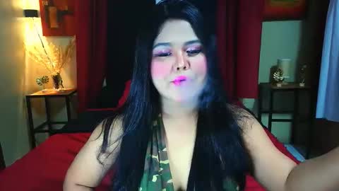 Snapshot of juicycockceline chatting on February 11, 8:08 am juicycockceline online show from February 11, 8:08 am