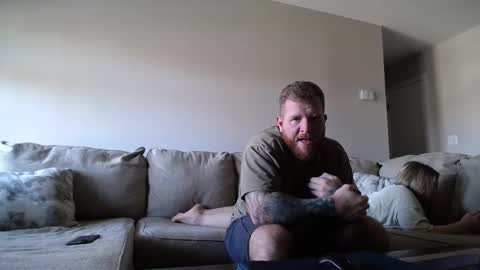 JuicyPeach36 online show from December 4, 6:06 pm