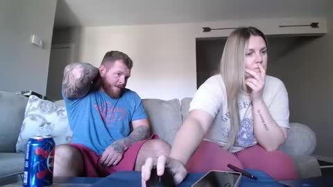 JuicyPeach36 online show from December 7, 6:04 pm