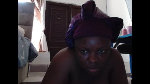 juicyxxxboobs online show from February 1, 3:54 pm