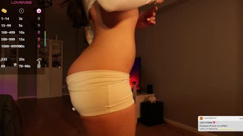 Juicy online show from April 18, 7:07 pm