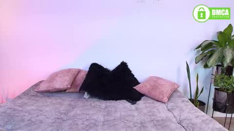 Jules and Gia online show from March 5, 6:37 pm