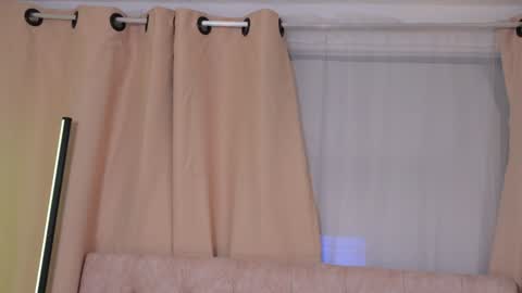 Julees online show from January 15, 11:30 pm