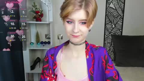 Snapshot of julescrown chatting on December 14, 4:23 am Jules online show from December 14, 4:23 am