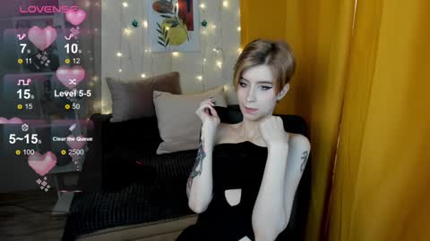 Snapshot of julescrown chatting on December 20, 4:20 am Jules online show from December 20, 4:20 am