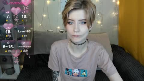 Snapshot of julescrown chatting on December 30, 4:20 am Jules online show from December 30, 4:20 am