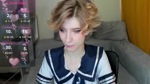 Snapshot of julescrown chatting on January 27, 4:20 am Jules online show from January 27, 4:20 am