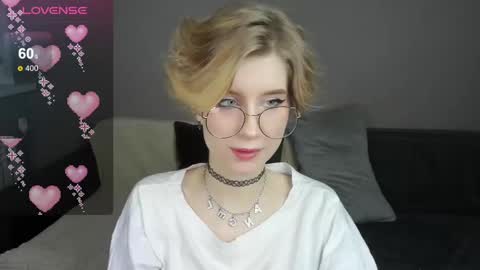 Snapshot of julescrown chatting on February 22, 1:11 am Jules online show from February 22, 1:11 am