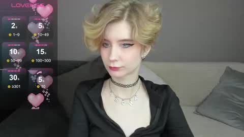 Snapshot of julescrown chatting on February 23, 1:02 am Jules online show from February 23, 1:02 am