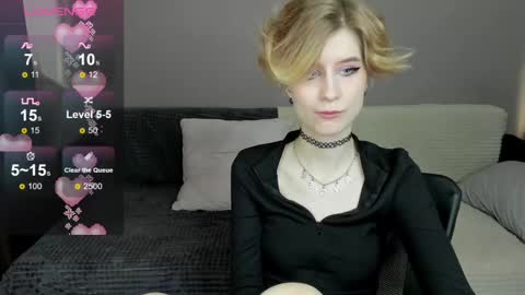 Snapshot of julescrown chatting on March 2, 3:56 am Jules online show from March 2, 3:56 am