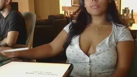 Snapshot of julesmedstudent chatting on February 6, 12:48 am Jules online show from February 6, 12:48 am