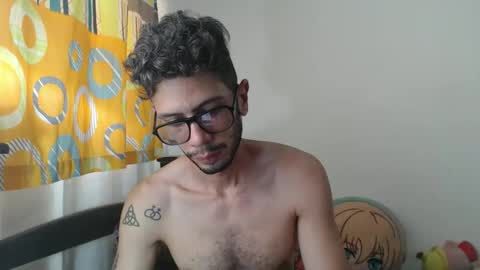 Julfigo online show from May 7, 6:46 pm