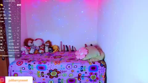 Snapshot of juli05star chatting on May 29, 2:31 am Juliana online show from May 29, 2:31 am