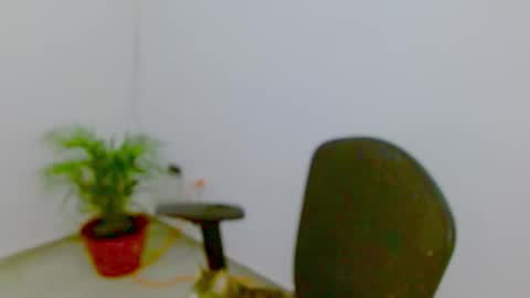 Snapshot of juli_69 chatting on December 22, 1:24 am Juliana Torres online show from December 22, 1:24 am