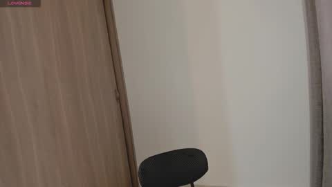 Snapshot of juli_hairy chatting on October 11, 2:04 pm Juli Modelo Independiente online show from October 11, 2:04 pm