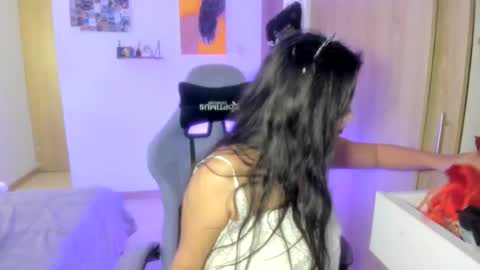 juli_santos_22 online show from June 13, 10:13 am
