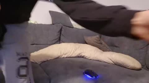 Snapshot of julia_official chatting on November 15, 6:37 pm julia_official online show from November 15, 6:37 pm