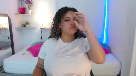 Julia online show from October 20, 12:16 pm