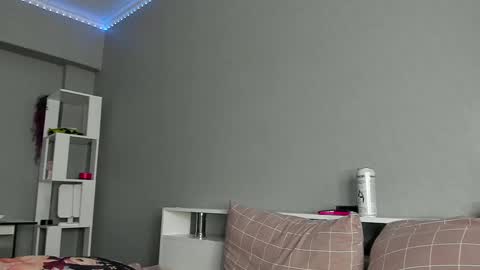 Julia -  online show from March 1, 1:18 pm