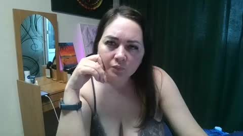 juliamorgann online show from June 20, 6:49 am