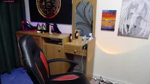 juliamorgann online show from July 29, 6:06 pm