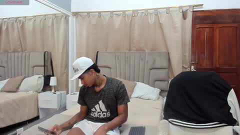 julian billy online show from December 30, 2:51 pm