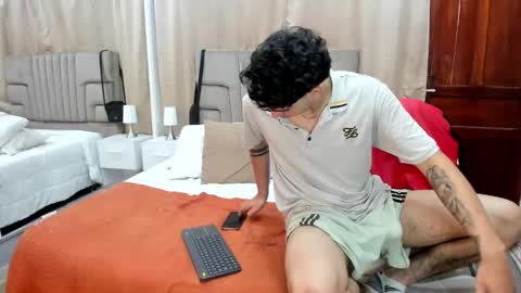 julian billy online show from January 3, 2:51 pm