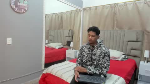 julian billy online show from January 28, 11:17 am