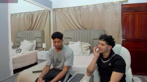 julian billy online show from February 19, 6:10 pm