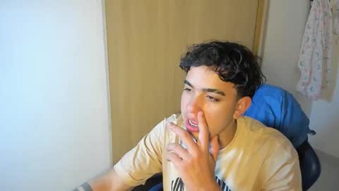 julian billy online show from November 3, 7:31 am