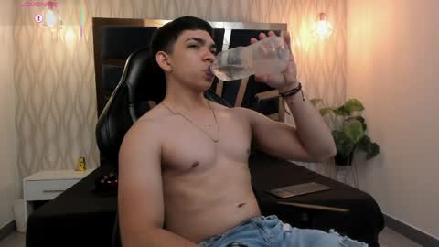 JULIAN  online show from April 10, 2:22 pm