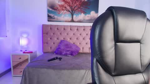  JULIANA CASTRO online show from March 20, 11:48 am