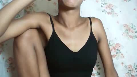 Snapshot of julianahsexy27 chatting on January 12, 6:51 am Nathie online show from January 12, 6:51 am