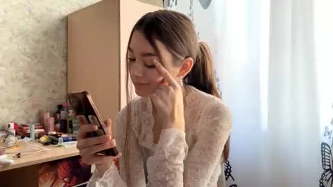 Viola online show from March 2, 1:08 am