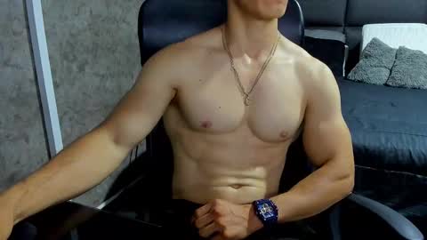 Julian online show from October 3, 12:57 pm