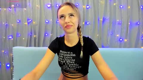 Snapshot of juliastar41 chatting on November 28, 3:20 am Yulya online show from November 28, 3:20 am